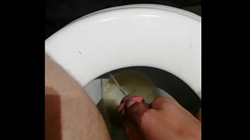 Preview 2 of Muth Marna Xxxx - Male solo pee toilet