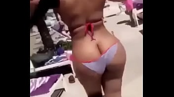 Preview 4 of Asian Pornstars Sloppy - Bunda Gostosa na praia