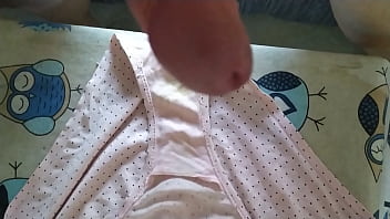 Preview 1 of Lois Fucking Francine - corrida en bragas de mi mujer 116