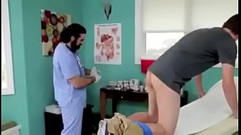 Preview 1 of Titties Pull - Sexo con mi medico