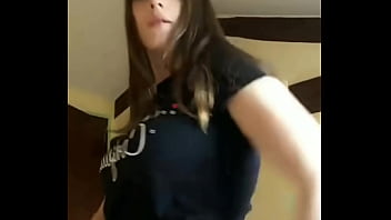 Preview 4 of Emeri Echiose - Gatinha provocando cameltoe
