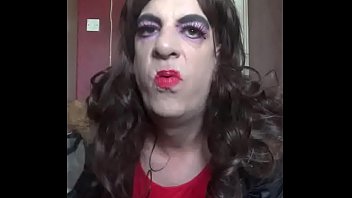 Preview 4 of Xxx Bpwoto - im mark wright a bisexual crossdresser that loves to d. piss and i will d. your piss like im d.ing my own every last drop of it