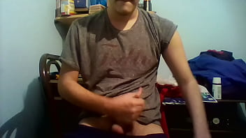 Preview 3 of Full Xxx Hot Sex Video - joven de 18 a&ntilde_os con el pene muy grande y sin circunsicion se masturba