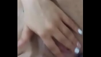 Preview 3 of Codo La E - Mi amiguita