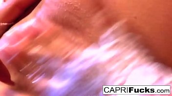 Preview 1 of Turk Pirnocom Old And Yund - Capri Fucks London