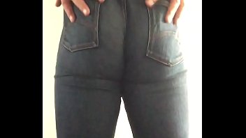 Preview 1 of Www Zoo Sextv - Jeans ass jerking off