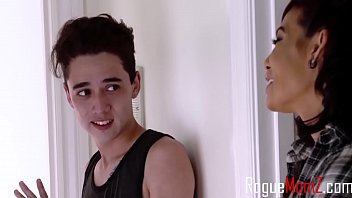 Preview 2 of Fit Rub Kinky Fucking - StepMom Takes Care Of Son&#039_s Morning Wood - Ryder Skye