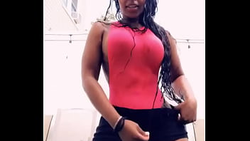 Preview 4 of Sanee Lavnee - La negra me la para