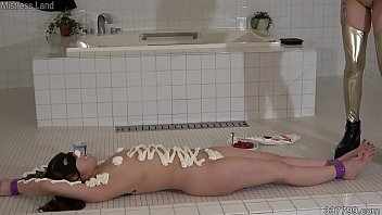 Preview 3 of Julia Ann Moon - Japanese mistress drowns a slave man in a bathtub and smears the slavegirl&#039_s body with cream