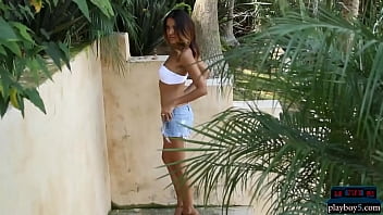 Preview 1 of 3min Fuck - Petite Asian MILF model Cassandra Dawn strips outdoor