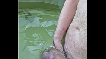 Preview 1 of Xxxx Vidto - Water masturbating