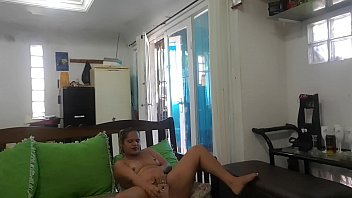Preview 2 of Wwwyuporno Com - Me mandou este video se oferecendo de novo !!!