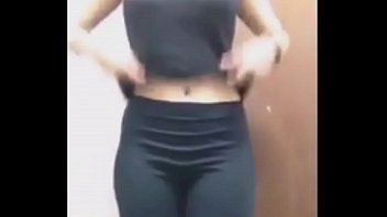 Preview 1 of Please Room Pissing - Pinay na sariwa vinideohan ang sarili habang naliligo - AsianPinay