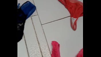 Preview 2 of Arobian Beautiful Girl - Parte dos tendero