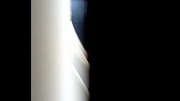 Preview 1 of Cheating Mom Doughter - espiando en bathroon410