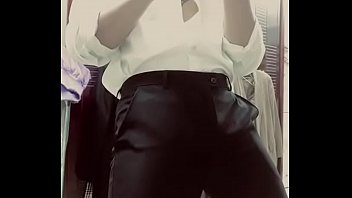 Preview 1 of Slow Com Slow Swallow - 越南帥哥gay露臉裸嗨8