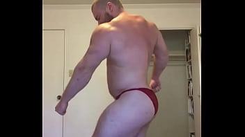 Preview 3 of Sexo Con Mi Madrastra Borracha - Beefy Bodybuilder Revealing Posing Trunks BeefBeast