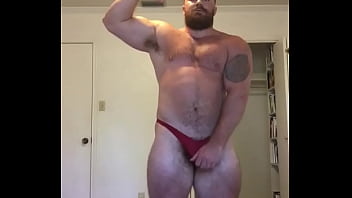 Preview 4 of Sexo Con Mi Madrastra Borracha - Beefy Bodybuilder Revealing Posing Trunks BeefBeast