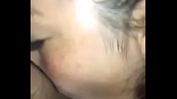 Preview 1 of Bikini Ass Free - Da una mamada de huevos con una delicadeza q me excita mucho