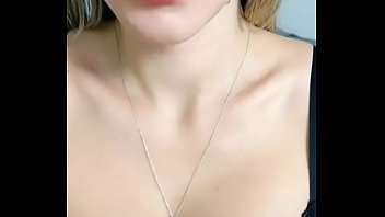 Preview 1 of Linda Curbow - Tiktokers dancando pt1