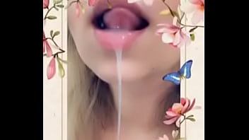 Preview 2 of Son Raped Your Mom - Aquela boquinha cheia de porra ,  quem a&iacute_ gosta de gozar na boca?