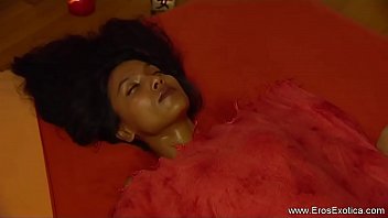 Preview 4 of Massage Pee Asian - Massage For Her Sweet Yoni