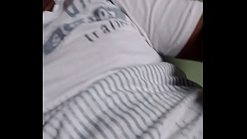 Preview 1 of Xnxx Tamil College Girl New - Pretinho cafajeste gozando muito