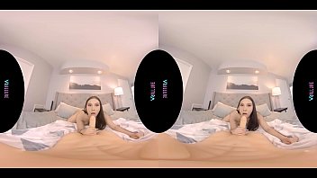 Preview 3 of Heavy Labia - VRALLURE So New And Innocent!