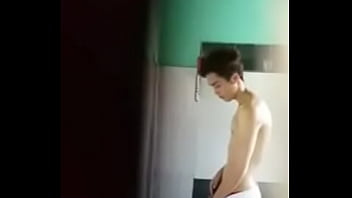 Preview 2 of Mom Dad Beb - Trao đổi clip quay l&eacute_n trai thẳng