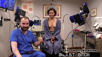 Preview 4 of Saxi 9 Years Poran - Doctor Blasts Patient Rebel Wyatt&#039_s Pussy With Cum