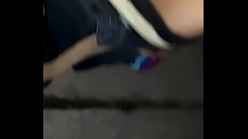 Preview 3 of Xvideos Redwap - Mi t&iacute_o b. se baja los pantalones