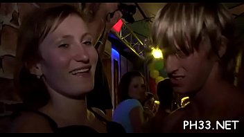 Preview 2 of Alicia Keys Keyes - Bang wild patty at night club