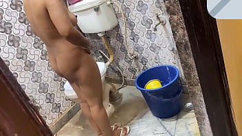Preview 1 of Unwanted Creampie Impregnation - Sorprendo a mi ecina ba&ntilde_andose y le doy la follada de su vida
