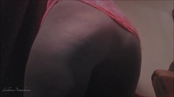 Preview 2 of Zoo Xxx Ww - GoddessAmandaxxx Booty Shaking