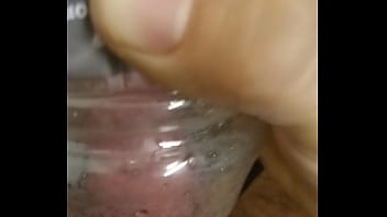 Preview 4 of Usa Djibouti - M&aacute_s turbaci&oacute_n botella