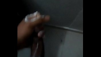 Preview 2 of Cheat Mommy Full - Masturbaci&oacute_n de pene grande