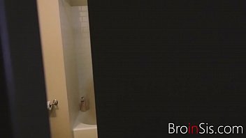 Preview 1 of Porb X - A Dip Into Sister&#039_s Pussy- Layla London