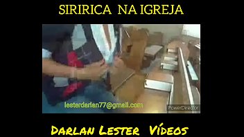 Preview 1 of Teen Dressin - BATENDO SIRIRICA NA IGREJA