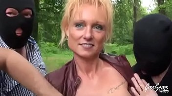 Preview 2 of Handi Sax Vido - Russian milf fucked in a gangbang