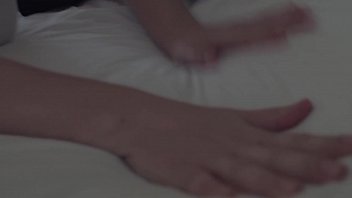 Preview 3 of Xxx Hdpurn - EMME WHITE E GIOVANA BOMBOM SE PEGANDO NO QUARTO DE HOTEL