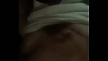 Preview 1 of 10to15 Year Girl Fuck - Flaca Mexicana se masturba en el ba&ntilde_o para mi
