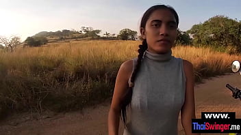 Preview 2 of Sexxxxey Filim - Real amateur Thailand couple outdoor blowjob