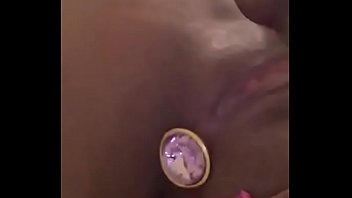 Preview 4 of Ww Gagis - Novinha Jorrando gozo gostoso na siririca ouvindo funk
