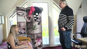 Preview 2 of Public Enjoy - Diane on her knees sucking on his nice cock