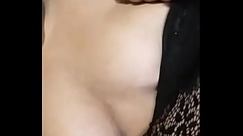 Preview 2 of Wxnxxcoom - Amiguita pelando gomas
