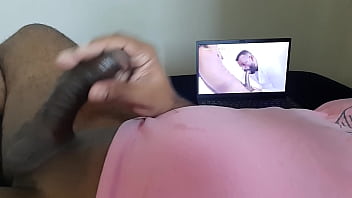 Preview 1 of Old Woman Fucking By Black Penis - Adoro ver coroa levando piroca grande de novinho no cu e gemendo gostoso. (Teaser)