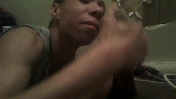 Preview 2 of Amater Gang Bang - Alizae sucking the biggest multiple cum shot in the world outta Kingdingo