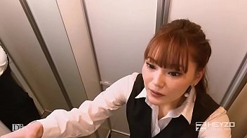 Preview 2 of Sxe Indyn - 中出し試着室～巨乳店員と乱ジェリー～ - 美神あや 1