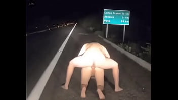 Preview 3 of Xxx Hd Napi - Fudendo na estrada ao ar livre.
