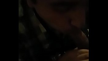 Preview 1 of Xxx Xnxx Videos - Se la chupo a mi compa